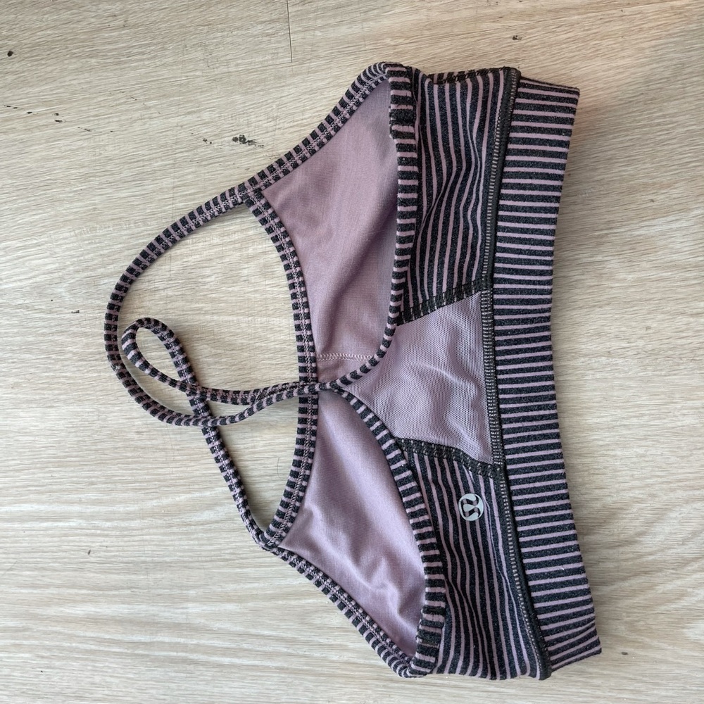 lulu lemon sports bra